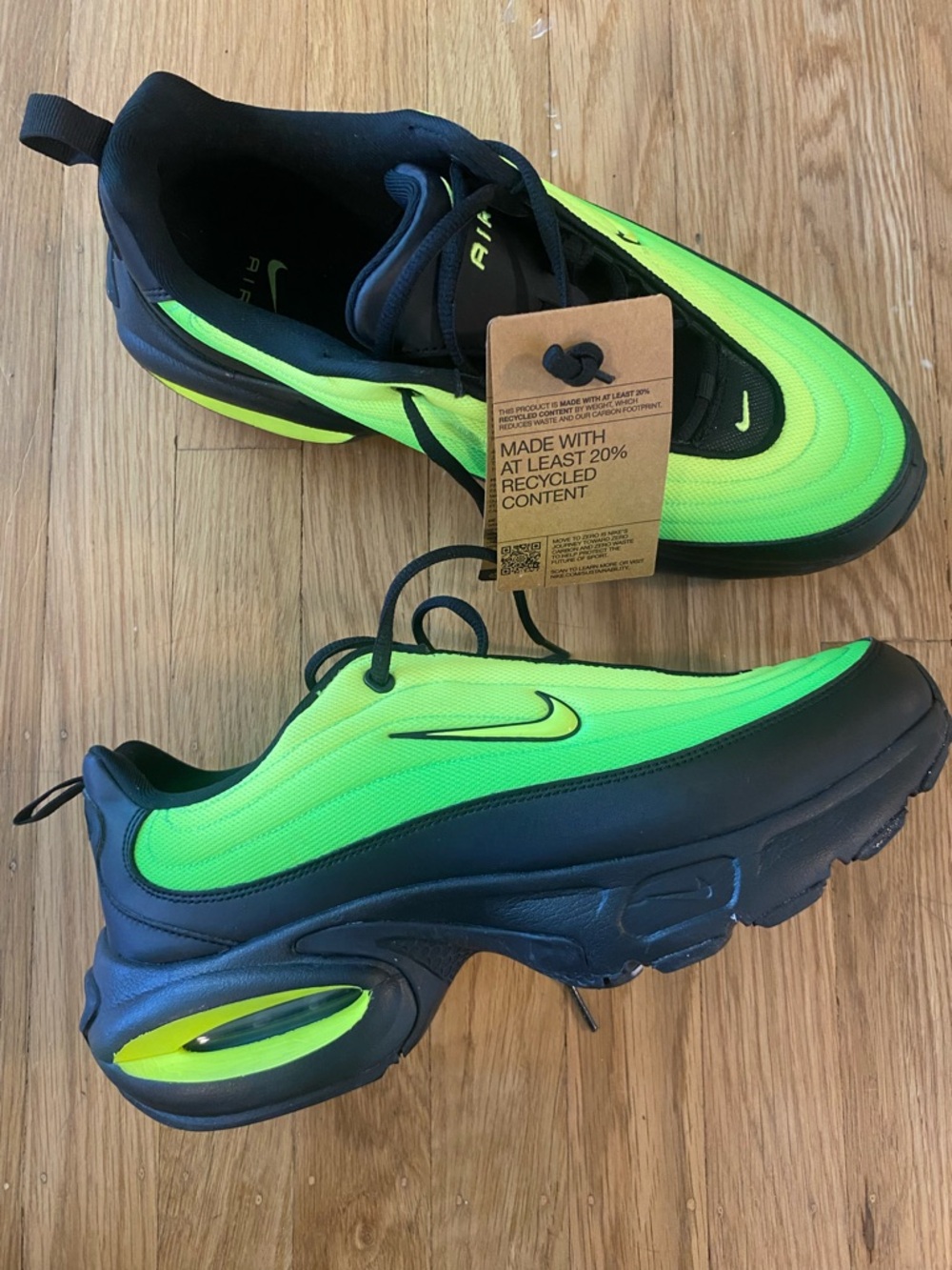 NEW Nike Women's Air Max Portal Black Green Strike